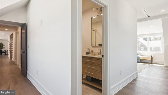 615 E MOUNT PLEASANT AVE, Philadelphia, PA 19119