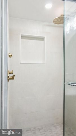 615 E MOUNT PLEASANT AVE, Philadelphia, PA 19119