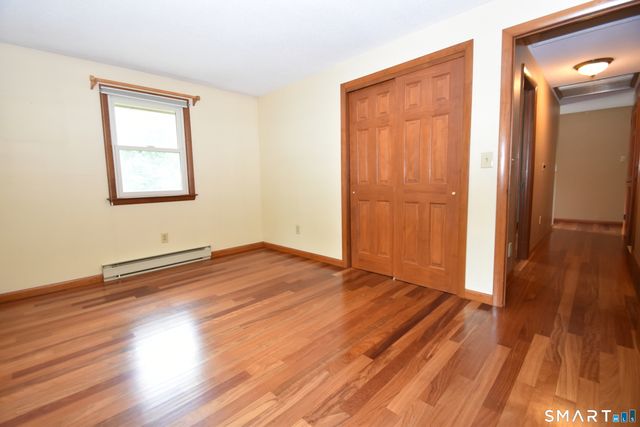 77 Winthrop Road, Manchester, CT 06040