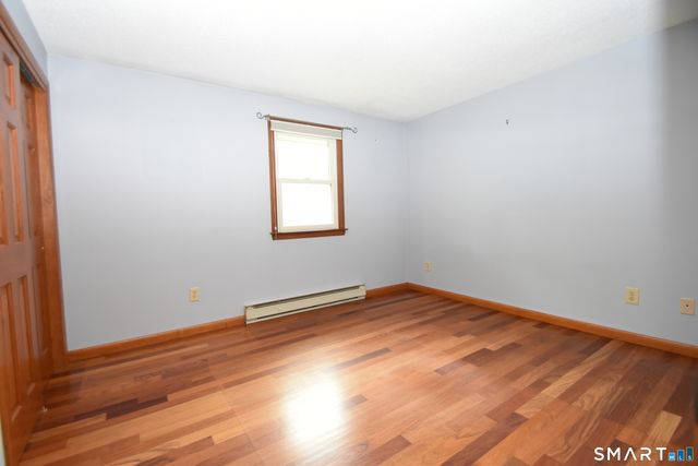 77 Winthrop Road, Manchester, CT 06040