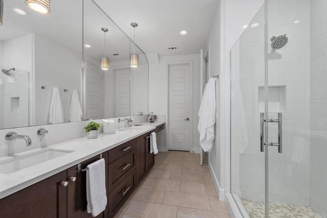 8383 Distinctive, San Diego, CA 92108