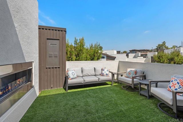 8383 Distinctive, San Diego, CA 92108