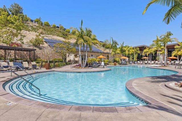 8383 Distinctive, San Diego, CA 92108