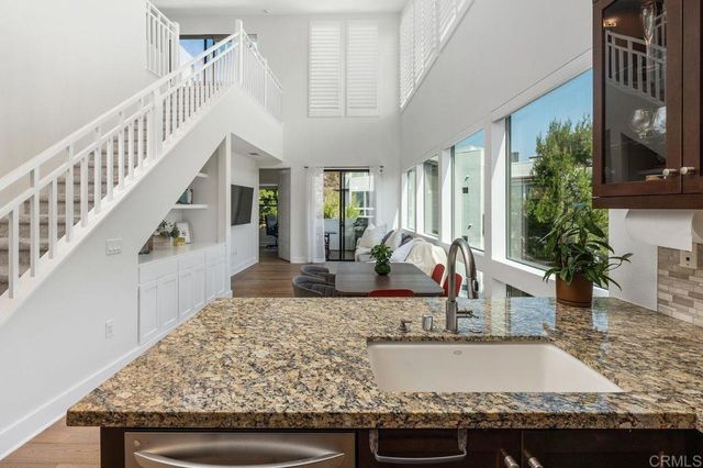 8383 Distinctive, San Diego, CA 92108