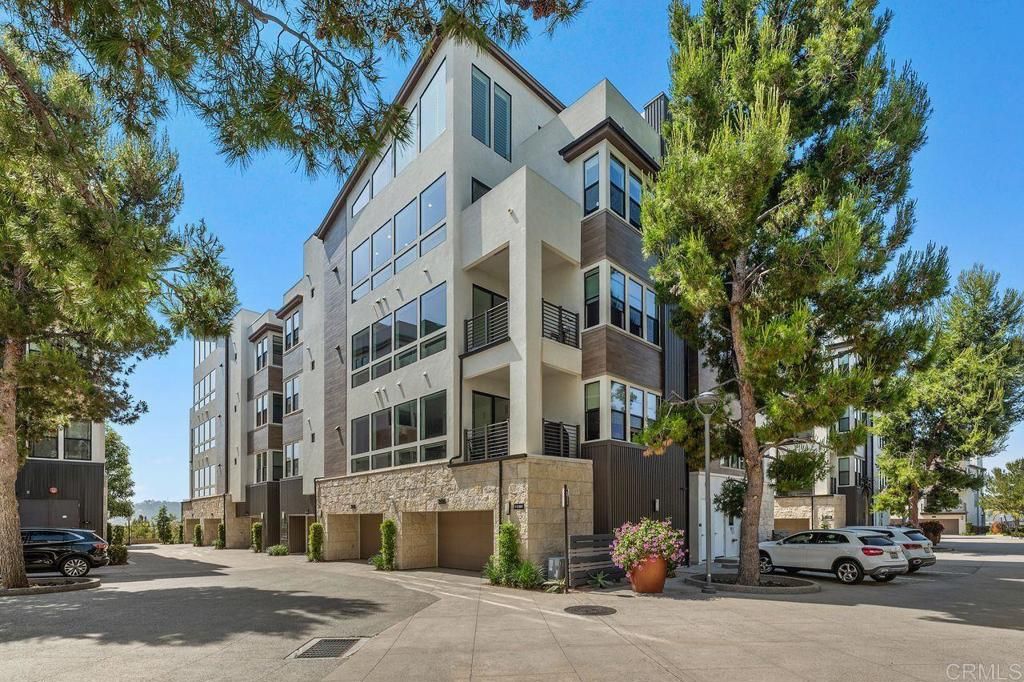 Image 31 of property listing at 8383 Distinctive, San Diego, CA 92108