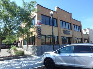 112 E 5th Street 101, Chaska, MN 55318
