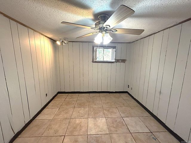 118 Holly Hill Drive, Hot Springs National Park, AR 71913