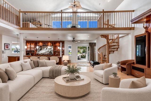 2820 NE 44th Street, Lighthouse Point, FL 33064