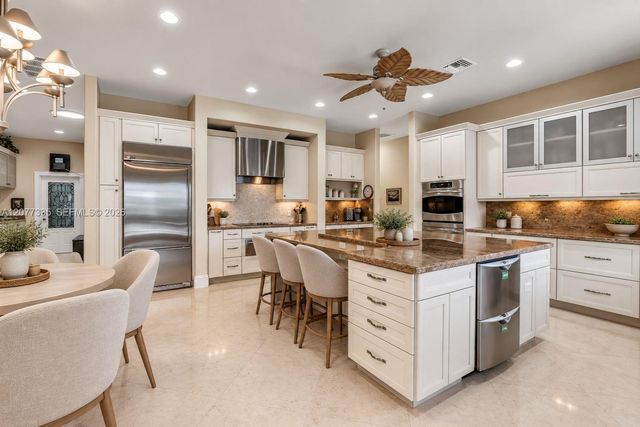 2820 NE 44th Street, Lighthouse Point, FL 33064