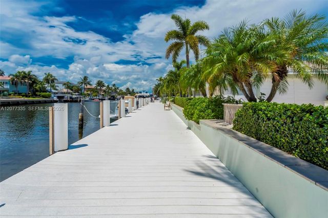 2820 NE 44th Street, Lighthouse Point, FL 33064