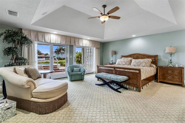 2820 NE 44th Street, Lighthouse Point, FL 33064