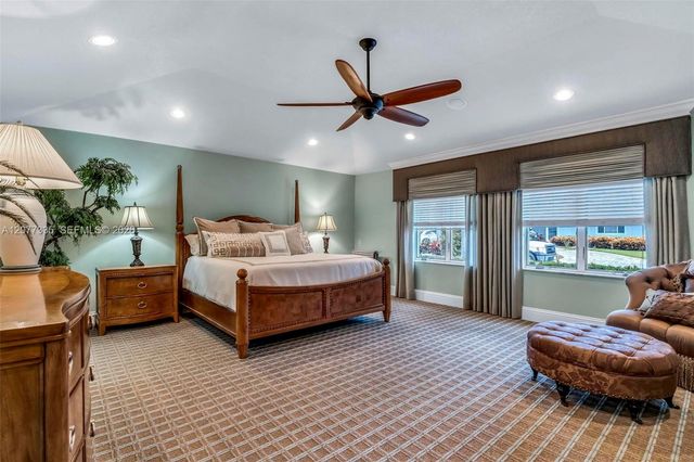 2820 NE 44th Street, Lighthouse Point, FL 33064