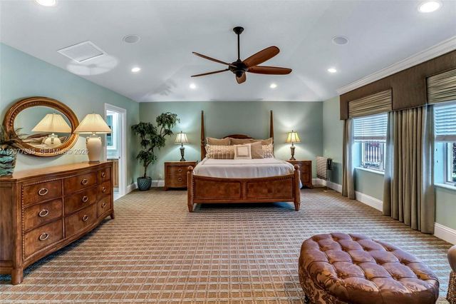 2820 NE 44th Street, Lighthouse Point, FL 33064