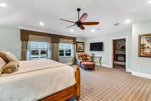 2820 NE 44th Street, Lighthouse Point, FL 33064