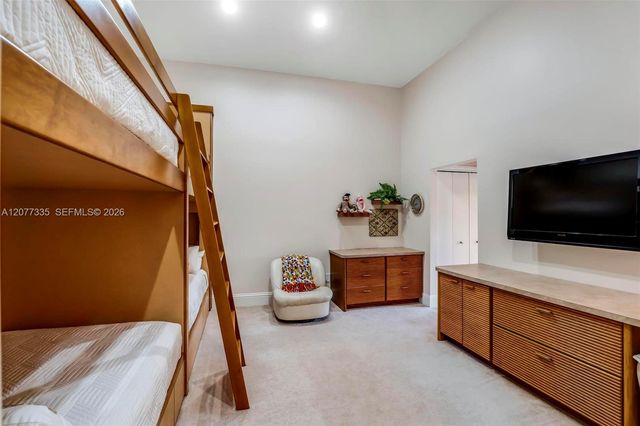 2820 NE 44th Street, Lighthouse Point, FL 33064