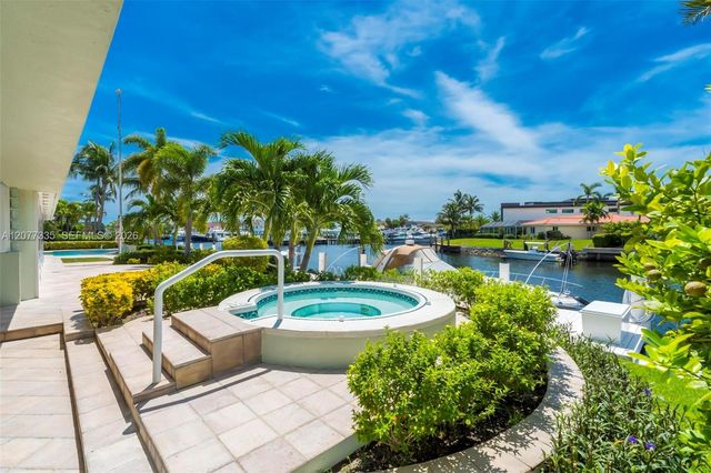 2820 NE 44th Street, Lighthouse Point, FL 33064