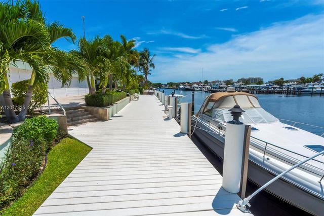 2820 NE 44th Street, Lighthouse Point, FL 33064