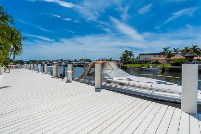 2820 NE 44th Street, Lighthouse Point, FL 33064