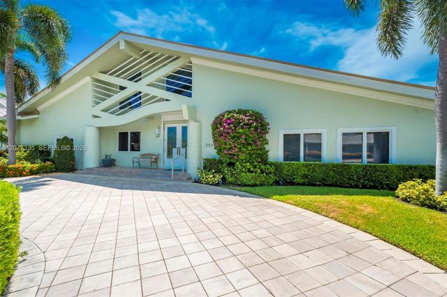 2820 NE 44th Street, Lighthouse Point, FL 33064