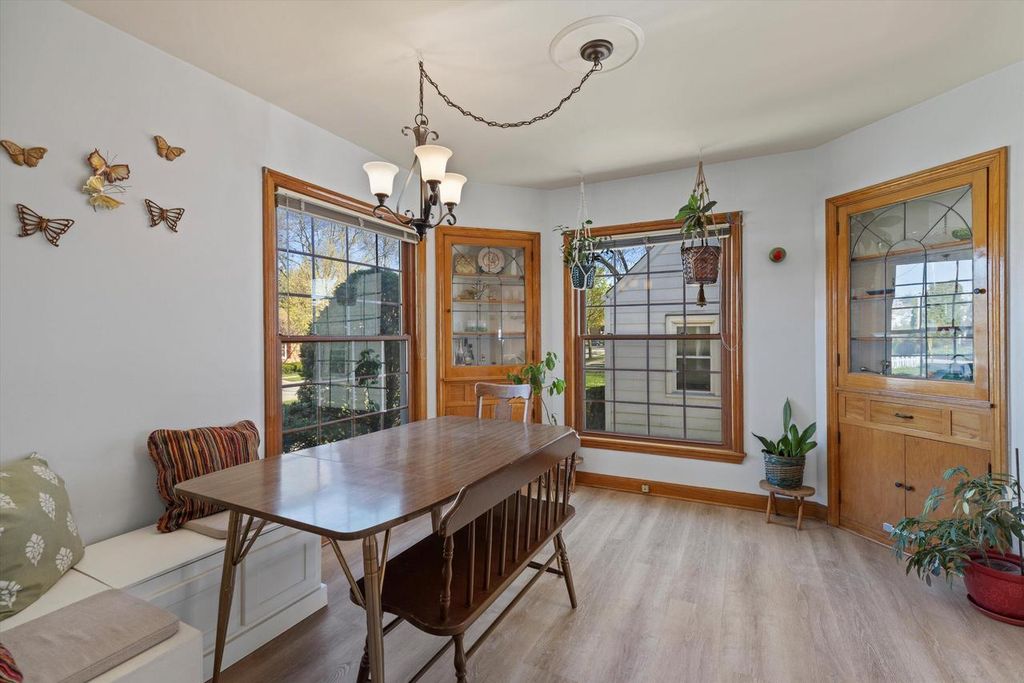property-img