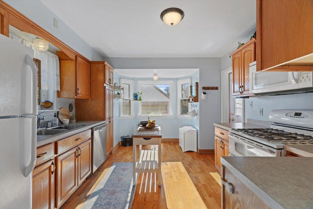 property-img