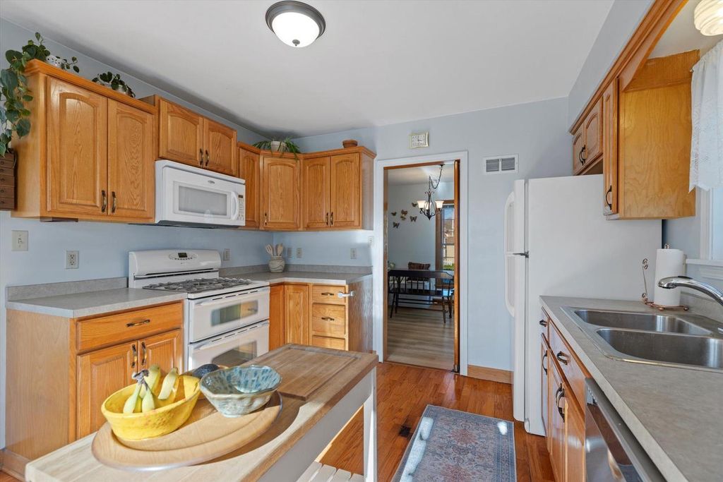 property-img