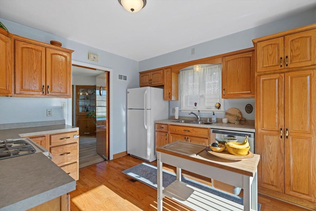 property-img