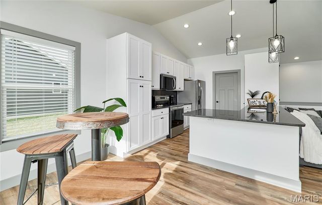28730 Woodland Heights Drive, Warrenton, MO 63383