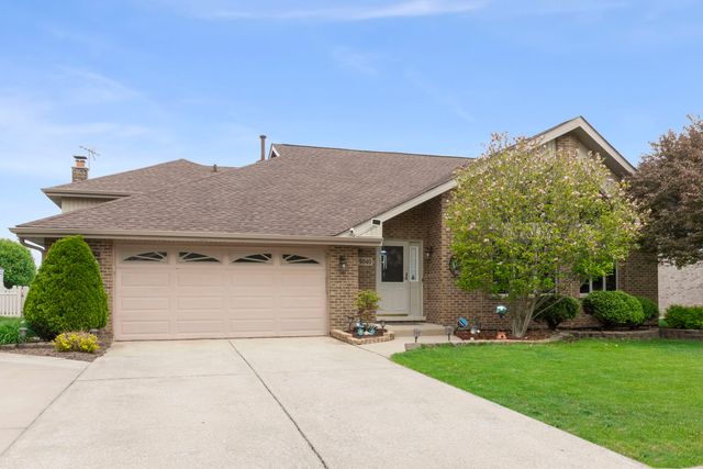 9040 Frances Lane, Orland Park, IL 60462