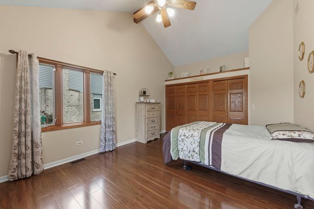9040 Frances Lane, Orland Park, IL 60462