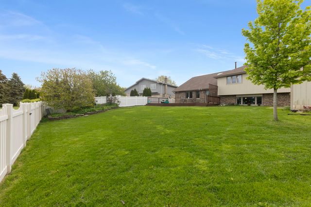 9040 Frances Lane, Orland Park, IL 60462