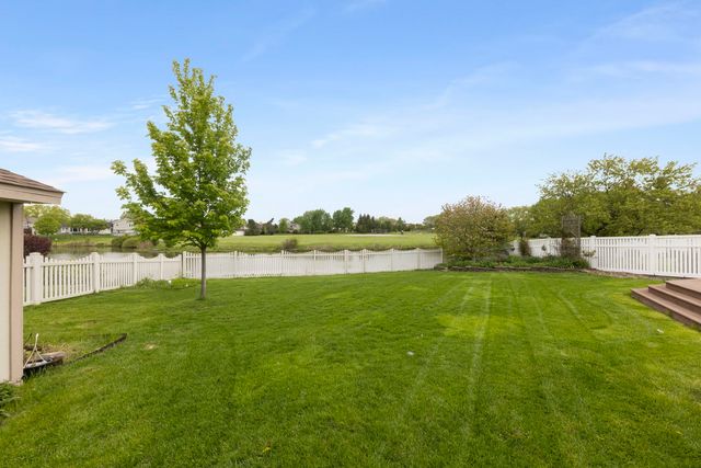 9040 Frances Lane, Orland Park, IL 60462