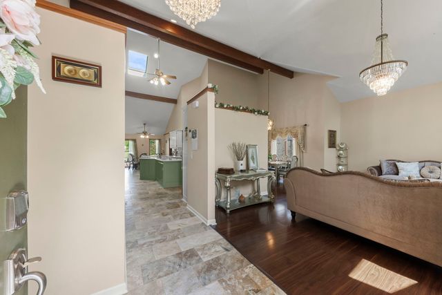 9040 Frances Lane, Orland Park, IL 60462