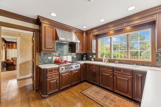 2308 Indian Ridge Drive, Glenview, IL 60026