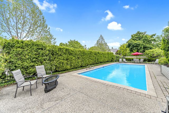 2308 Indian Ridge Drive, Glenview, IL 60026