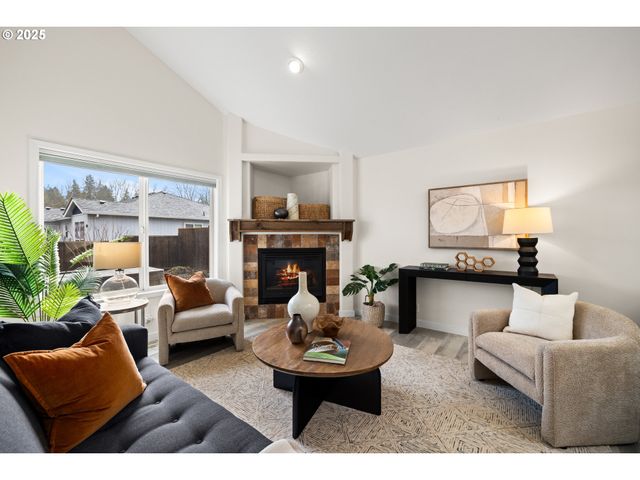 20672 Sw SANTA FE Ter, Sherwood, OR 97140