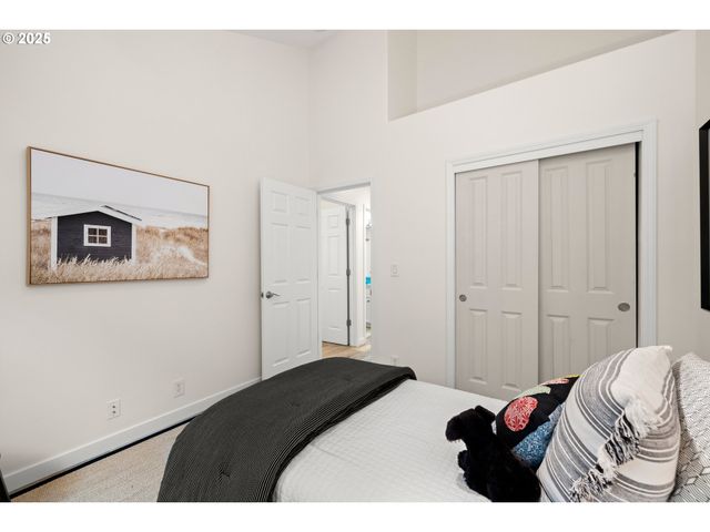 20672 Sw SANTA FE Ter, Sherwood, OR 97140