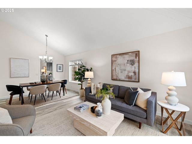 20672 Sw SANTA FE Ter, Sherwood, OR 97140