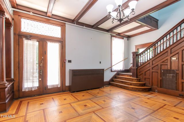 200 Solar Street, Bristol, VA 24201
