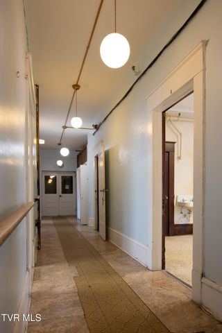 200 Solar Street, Bristol, VA 24201