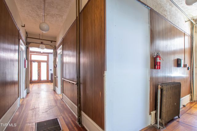 200 Solar Street, Bristol, VA 24201