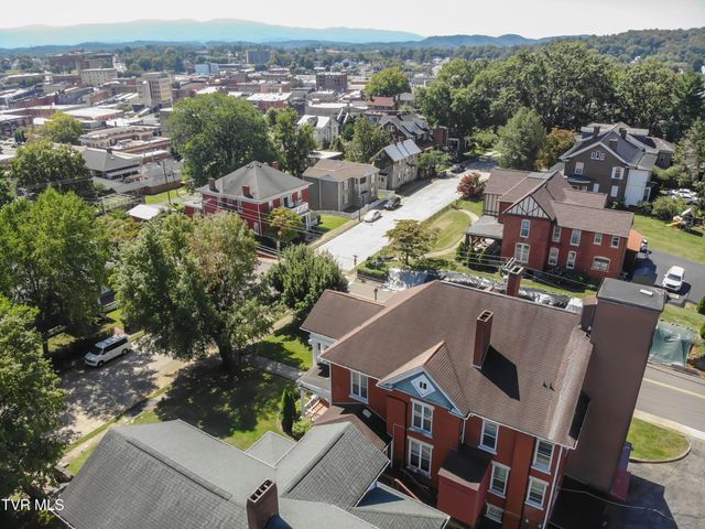 200 Solar Street, Bristol, VA 24201