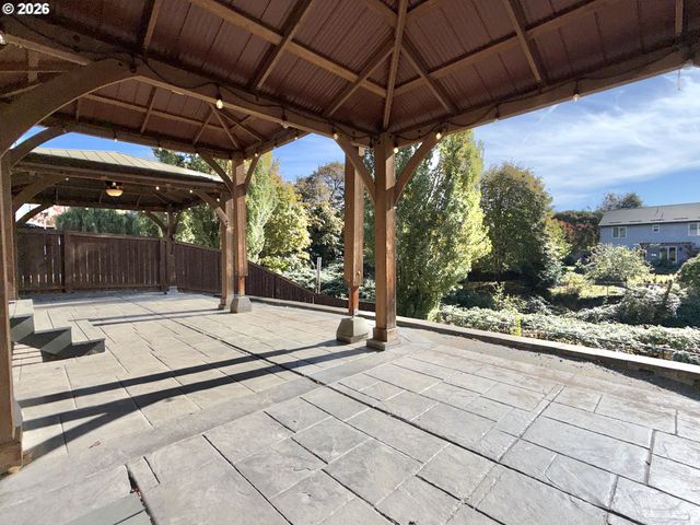 5164 P St, Washougal, WA 98671