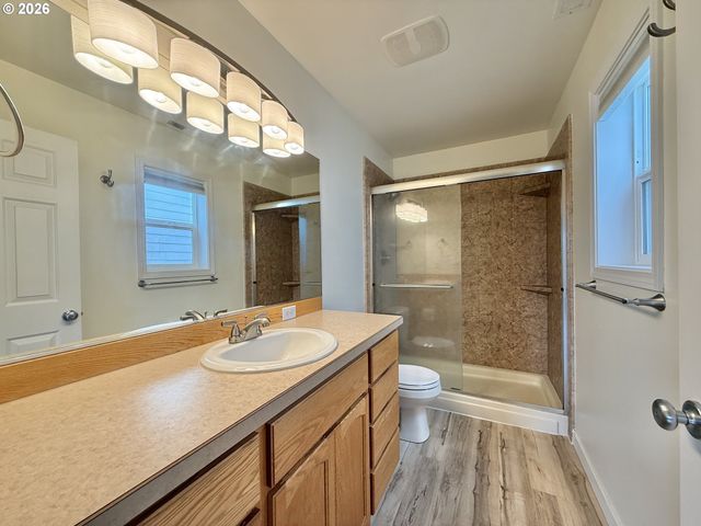 5164 P St, Washougal, WA 98671