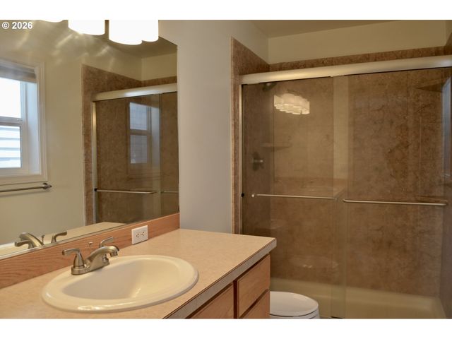 5164 P St, Washougal, WA 98671