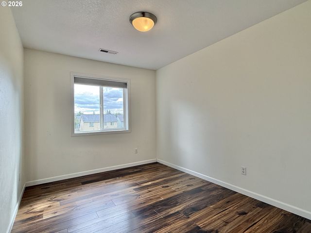 5164 P St, Washougal, WA 98671