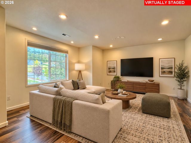 5164 P St, Washougal, WA 98671