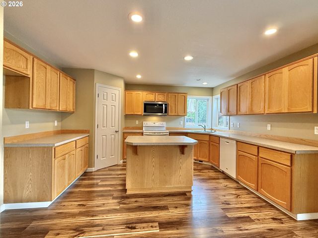 5164 P St, Washougal, WA 98671