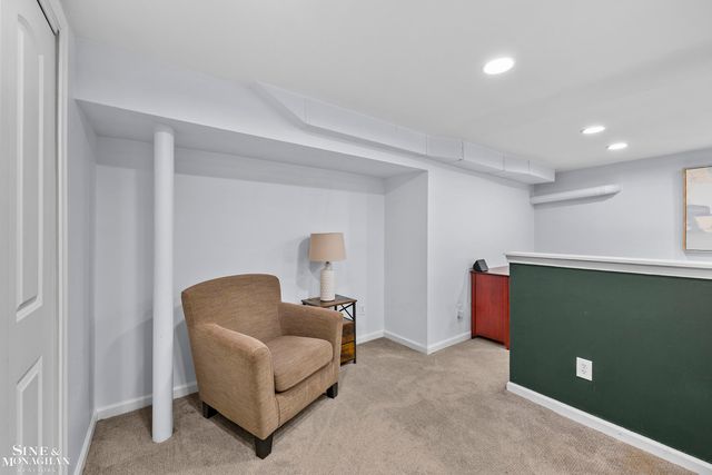 962 Lincoln Road, Grosse Pointe, MI 48230