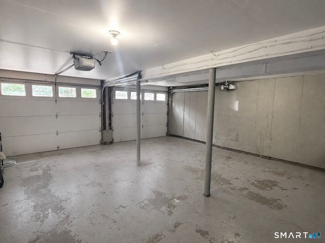 500 Wolcott Lane, Orange, CT 06477